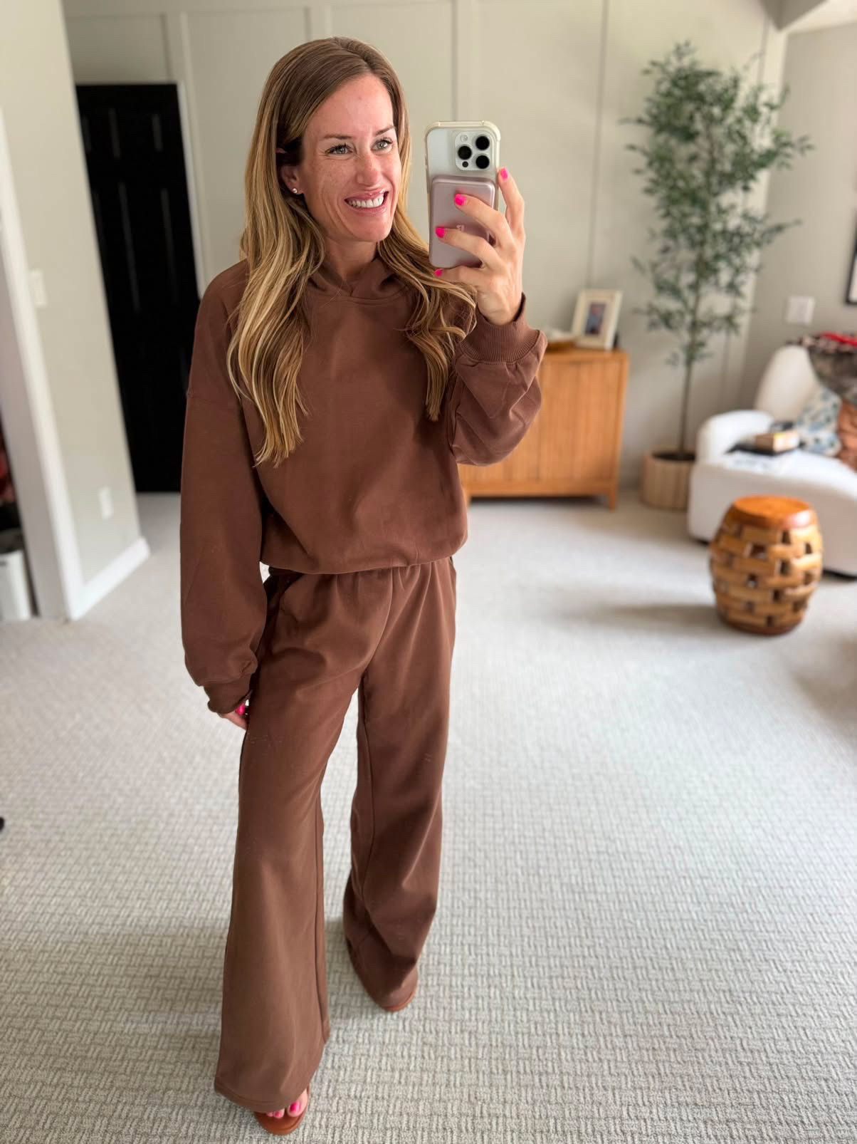 Brown matching sweatsuit 

Amazon fashion casual outfit fall outfits athleisure loungewear

#LTKootd #LTKgrwm #LTKmomlife