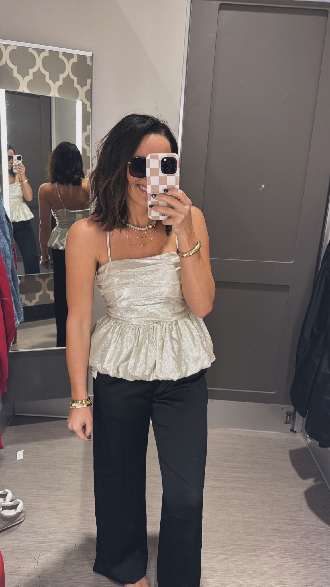 Y’all another amazing holiday party look!! Just add a faux fur coat and you’re set! 🤩

Chic style, holiday party outfit, elevated look, Target style, VintagePickin



#LTKHoliday #LTKParties #LTKStyleTip