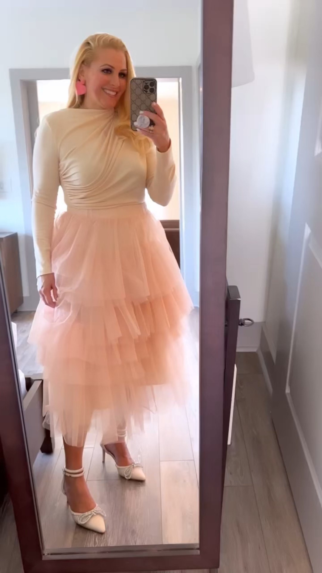 Dressy Valentine’s Day Look

Tulle Skirt large, Long Sleeve Top large, Rhinestone heels, heart necklace 


#LTKSeasonal #LTKFindsUnder100 #LTKOver40 #LTKWedding #LTKSaleAlert #LTKFindsUnder50 #LTKU #LTKMidsize #LTKWorkwear #LTKgrwm #LTKootd #LTKvlog