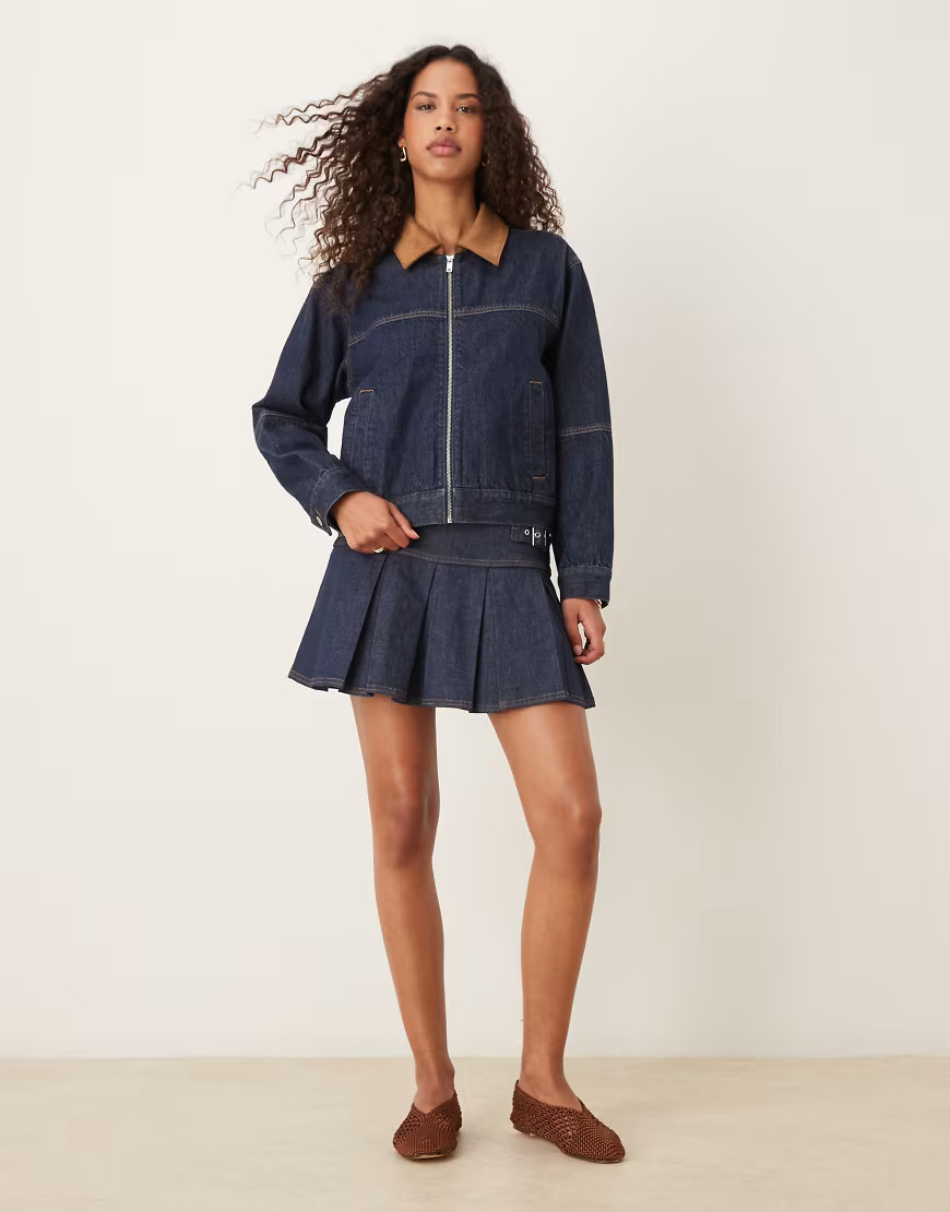 Abercrombie & Fitch denim contrast collar barn jacket in indigo wash-Blue | ASOS (Global)
