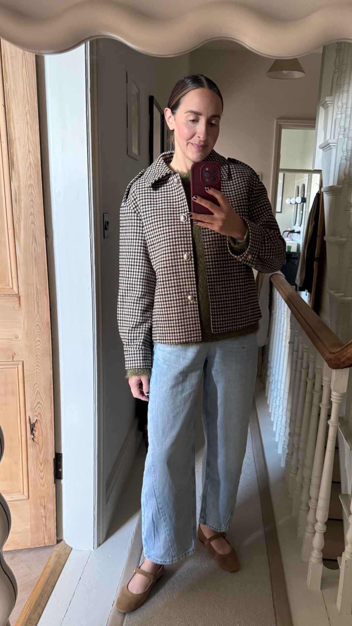 The viral check jacket from M&S. Paired with a beautiful knit for a bargain £20 when on offer. New Barrell leg jeans from Sainsbury’s also such a great find 👏🏼

#LTKuk #LTKFashionMonth #LTKautumn