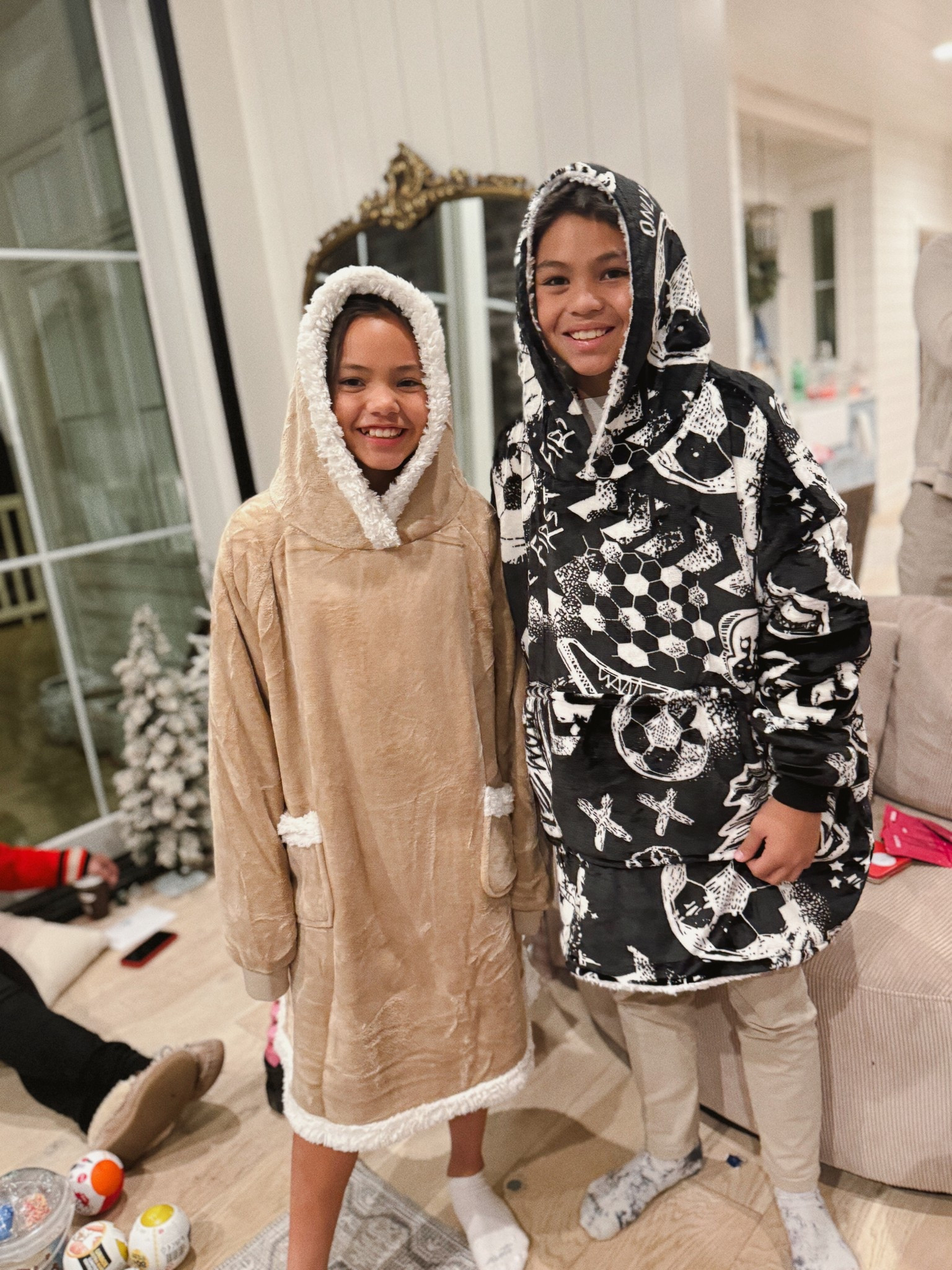 Blanket hoodies for kids! Snuggie 

#LTKFindsUnder50 #LTKSaleAlert #LTKKids