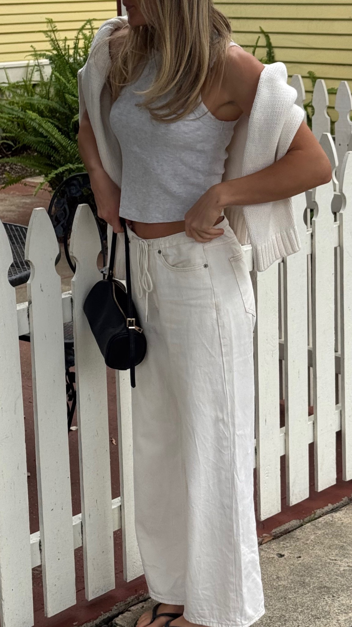 Wearing a 24 in jeans and Xs in top
Linked similar sweaters!! @abercrombie

#LTKootd #LTKgrwm