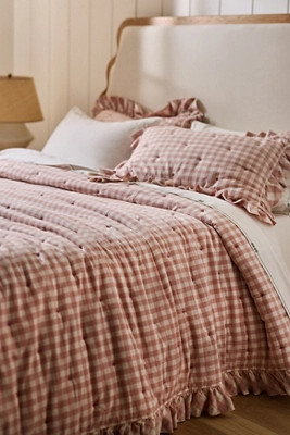 Gingham Ruffle Yarn-Dyed Cotton Quilt | Anthropologie (US)