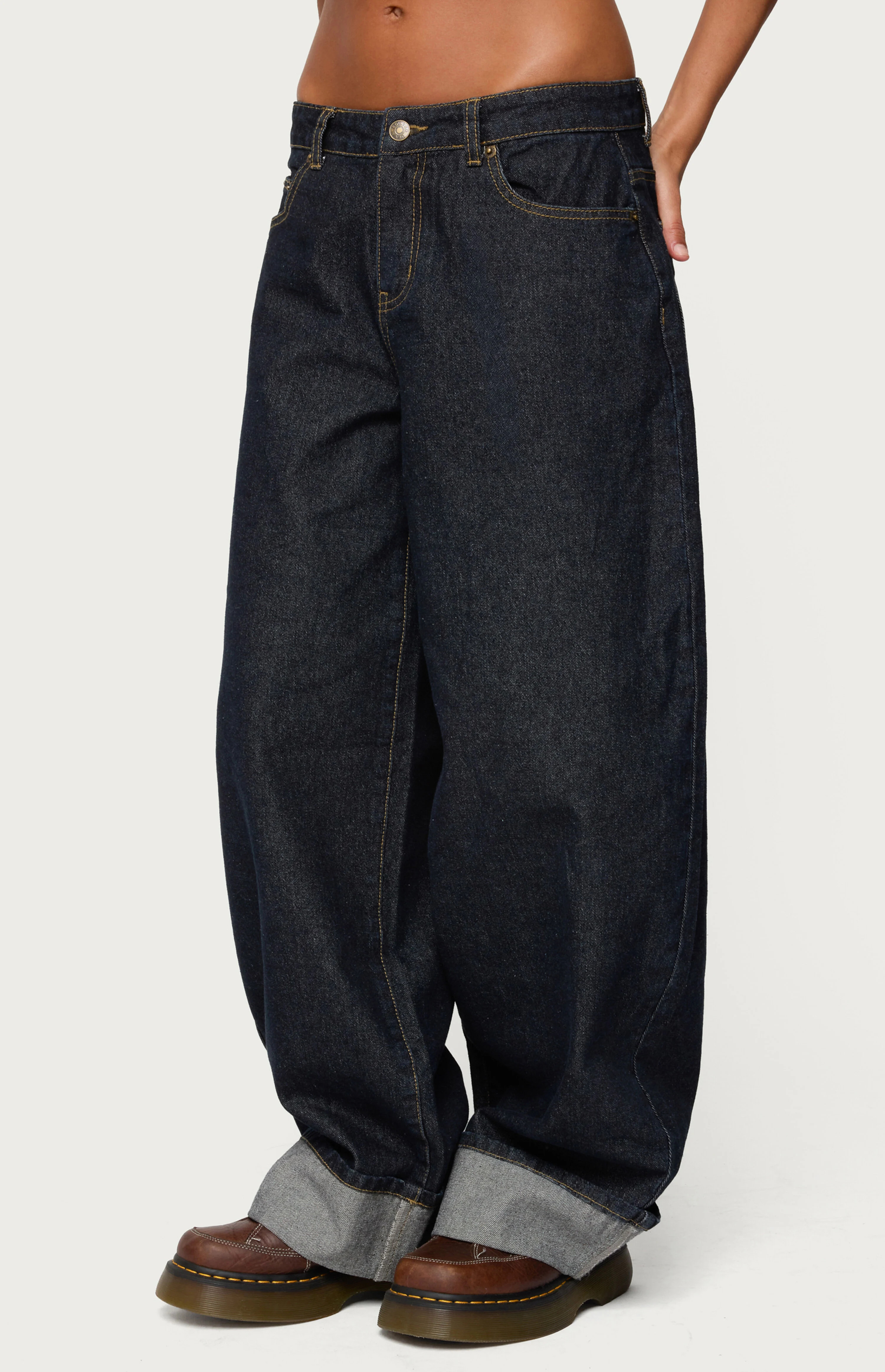 Edikted Kella Extra Oversized Low Rise Jeans | PacSun
