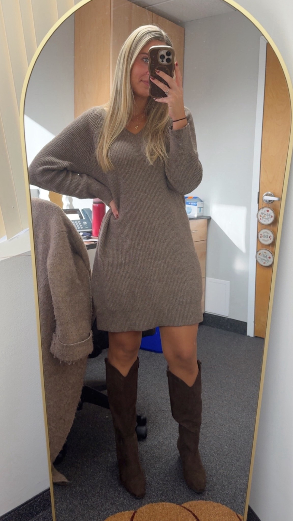 Fall outfit🍂🤎

#falloutfit #thanksgivingoutfit #workoutfit #necklace #initialnecklace #boots #heels #gap #oldnavy #officeoutfit #shoes #fallshoes

#LTKSeasonal #LTKootd #LTKCyberWeek