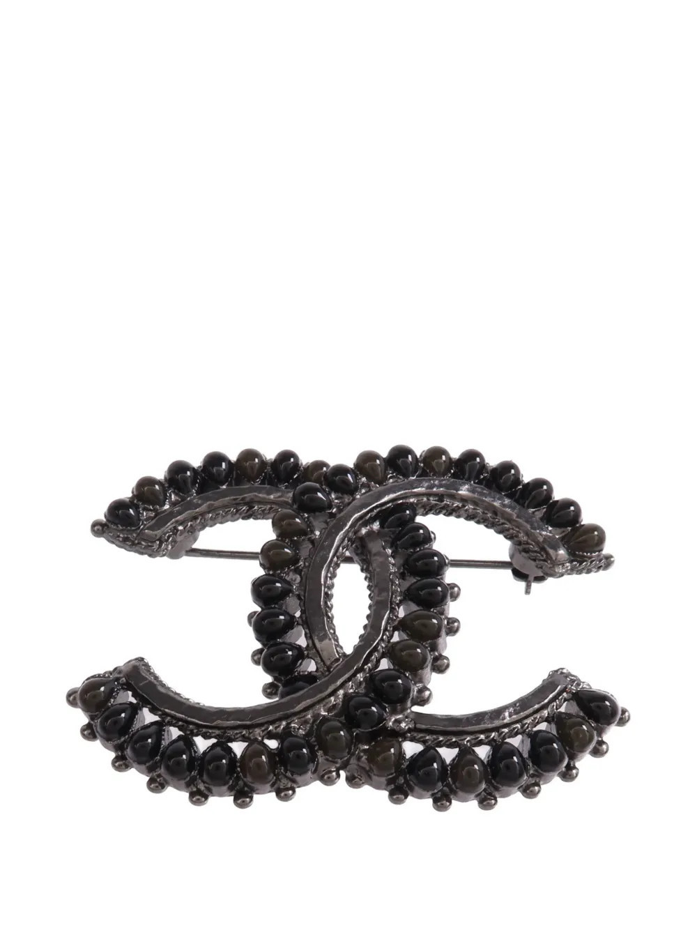 CHANEL Pre-Owned CC metal brooch - Grey | Farfetch Global