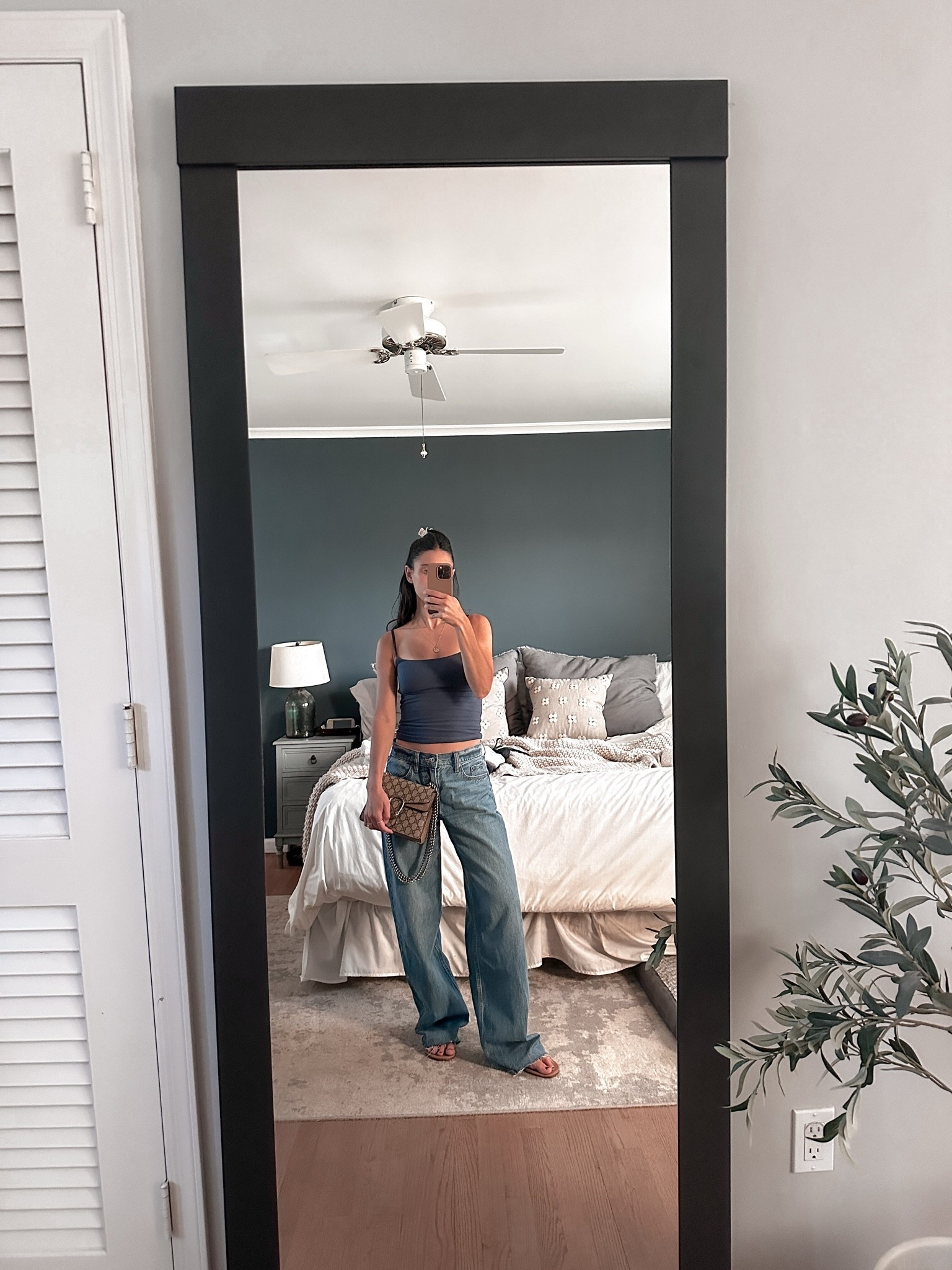 Casual outdoor dinner outfit

Low rise denim, Abercrombie, Abercrombie denim, Abercrombie tank, braless tank, summer outfit, summer ootd, dinner ootd, mom ootd, mom style, mom dinner outfit

#LTKootd #LTKPetite #LTKSeasonal