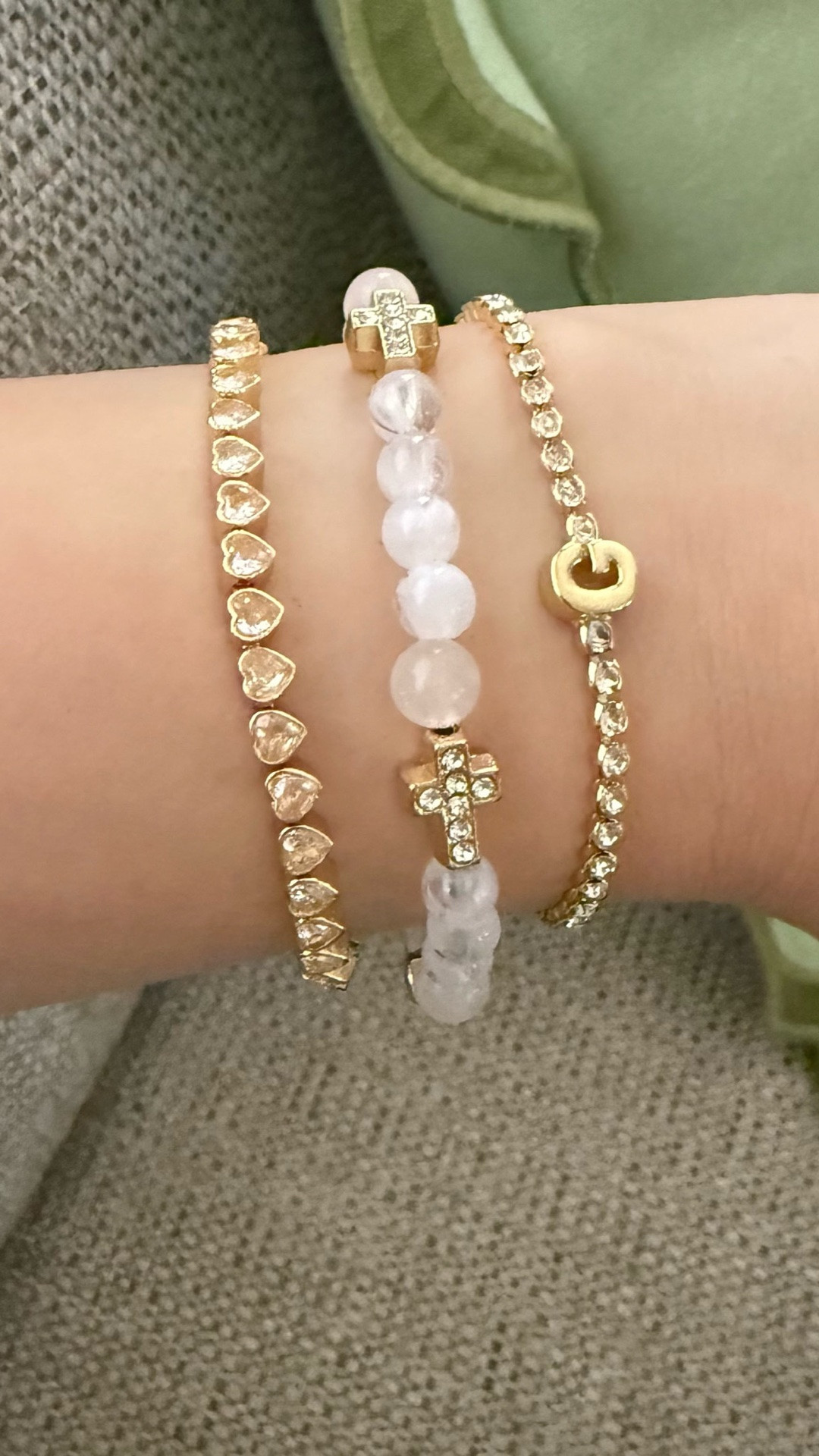Love my new stacking bracelets from BaubleBar. So many to choose from! And they are all so perfect! 25% off sitewide!


#baublebar @baublebar

#LTKstorytime #LTKSeasonal #LTKmomlife

#LTKSaleAlert