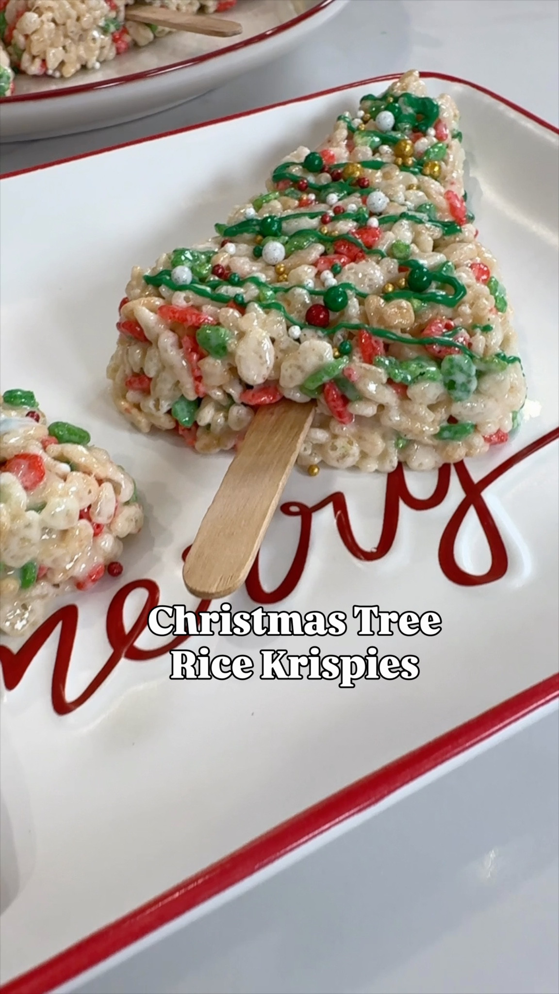 Cutest Christmas treat hack EVER! 🎄✨
Make your Rice Krispies mix, press it into a springform pan, slice like a pie, add popsicle sticks, and decorate with icing + sprinkles!

Instant Christmas tree treats the whole family will love! 🎄 🤍

#HolidayTreats #HolidayBaking #ChristmasTreats #HolidayHack 

#LTKHoliday #LTKSeasonal #LTKfoodie