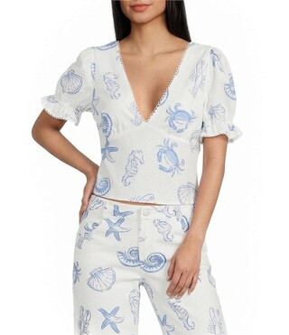 Bailey Rose Seashell Print V-Neck Coordinating Short Sleeve Top | Dillard's | Dillard's