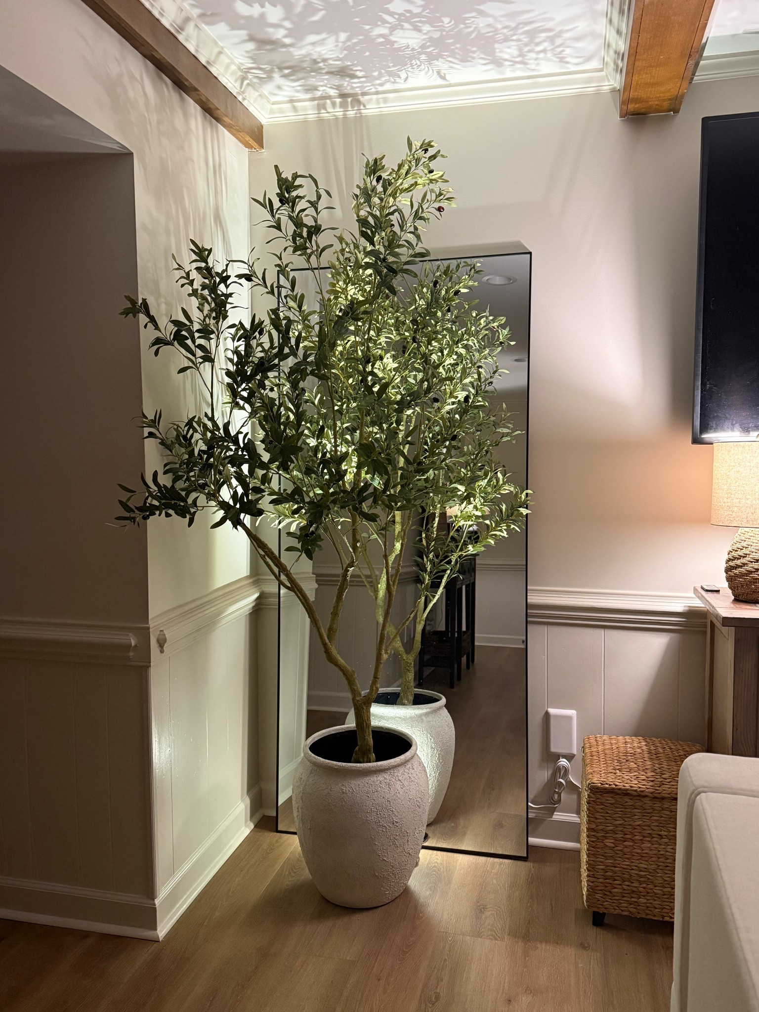 Cozy living room corner! 

#amazonhome
#homedecor
#olivetree
#cozywintervibes
#modernfarmhousedecor

#LTKSaleAlert #LTKHome #LTKFindsUnder100