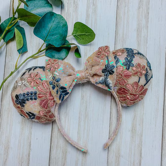 Custom Lace Bridal Mouse ears | Etsy (US)