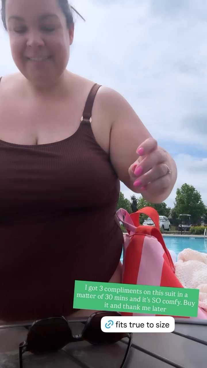 I got 3 compliments on this suit in a matter of 30 mins and it’s SO comfy. Buy it and thank me later

#LTKPlusSize #LTKSwim #LTKSeasonal