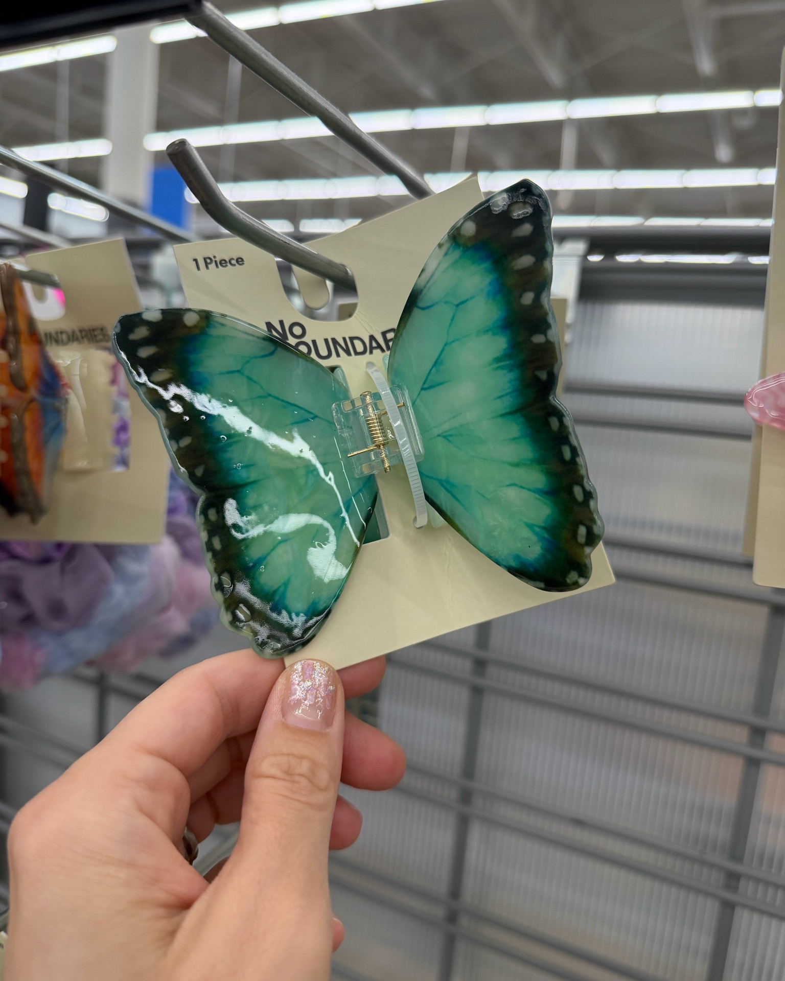 Walmart hair clips! Buttery, starfish and flowers. #walmartfinds