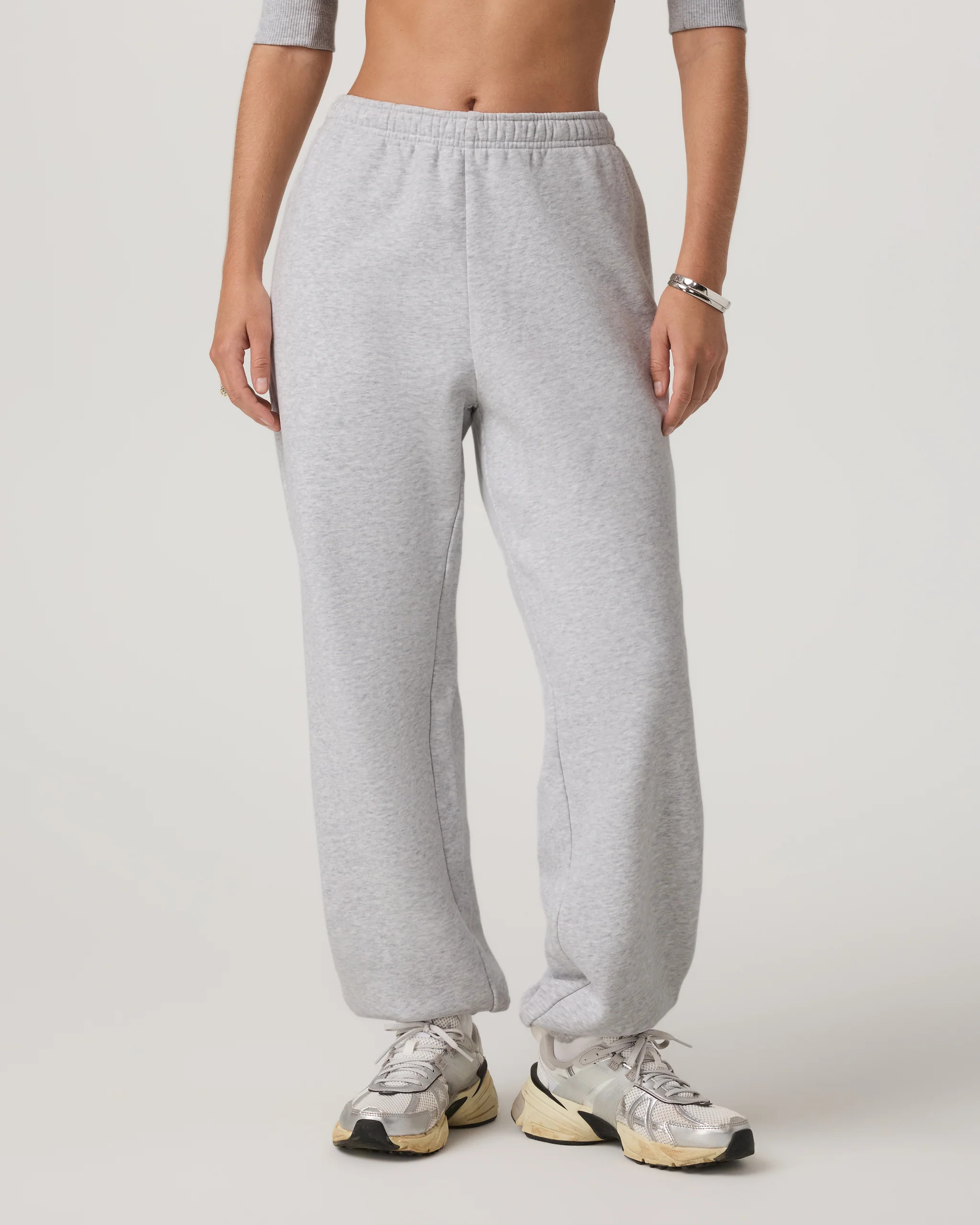 Restore Classic Sweatpant | Vuori Clothing (US & Canada)