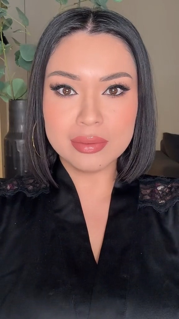 Makeup that looks like a filter!!! 

#LTKbeauty #LTKGiftGuide #LTKCyberWeek