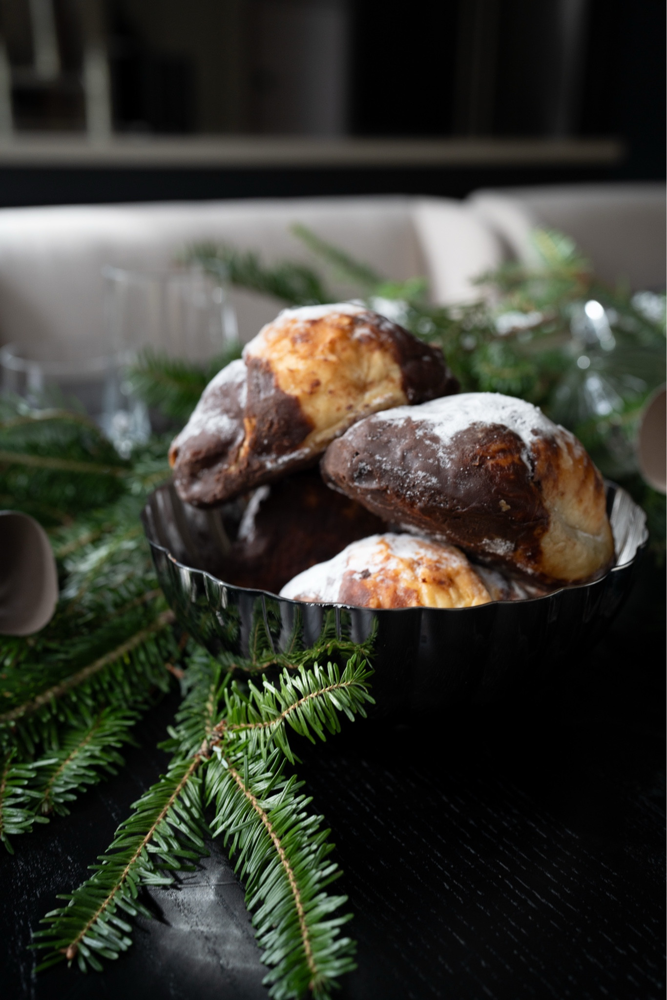 Croissants, Georg Jensen, fresh tree trimmings…..pure magic!!!!

#LTKHoliday #LTKHome #LTKSeasonal