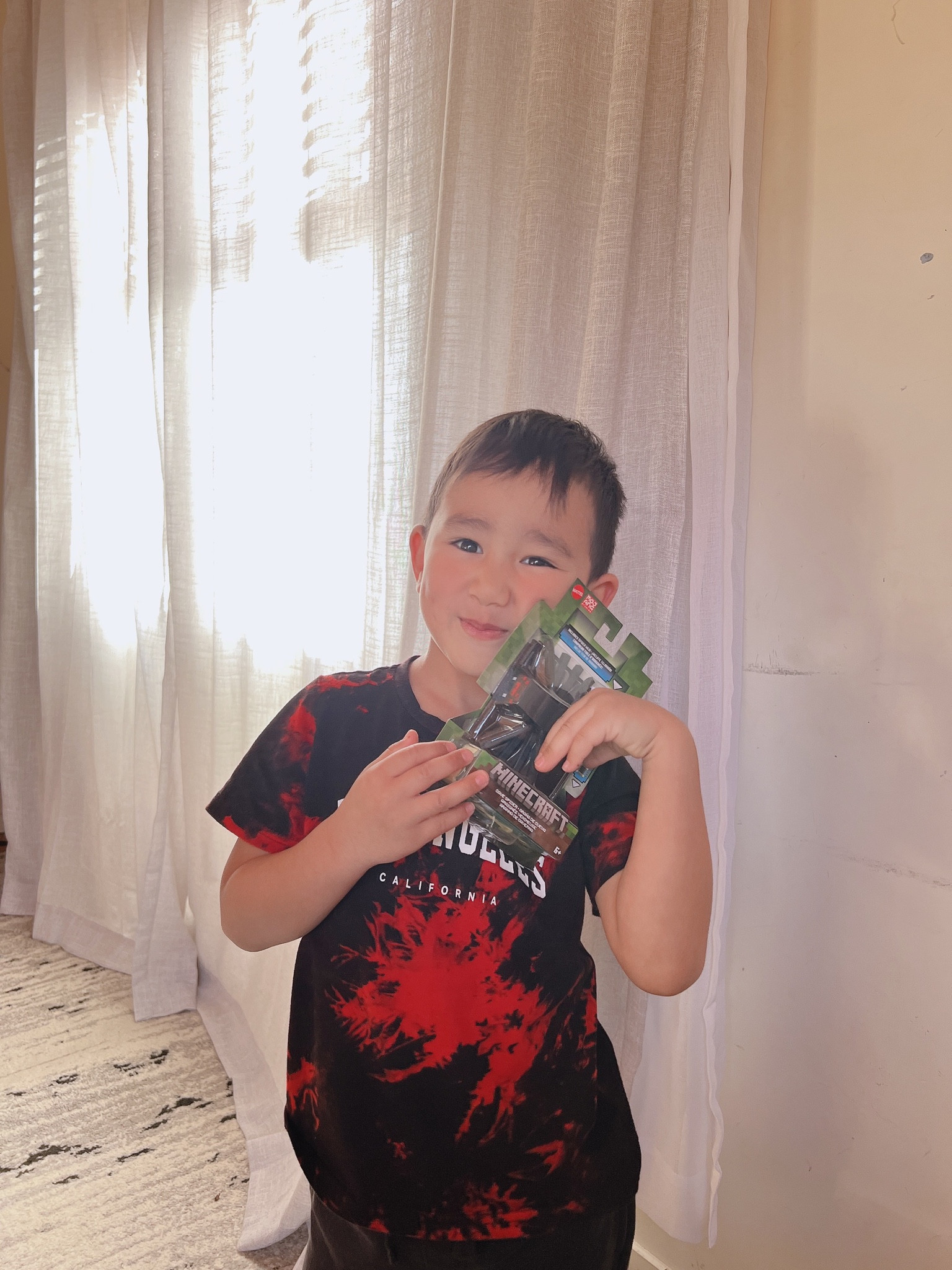 @jayu_pickering loves @minecraft so much, he wanted to start collecting this series, ok my baby😊 this time we try to not lost, make things keeping well together❤️  #walmart #walmartfinds #minecraft #kidstoy #kidsgift

#LTKGiftGuide #LTKFind #LTKkids