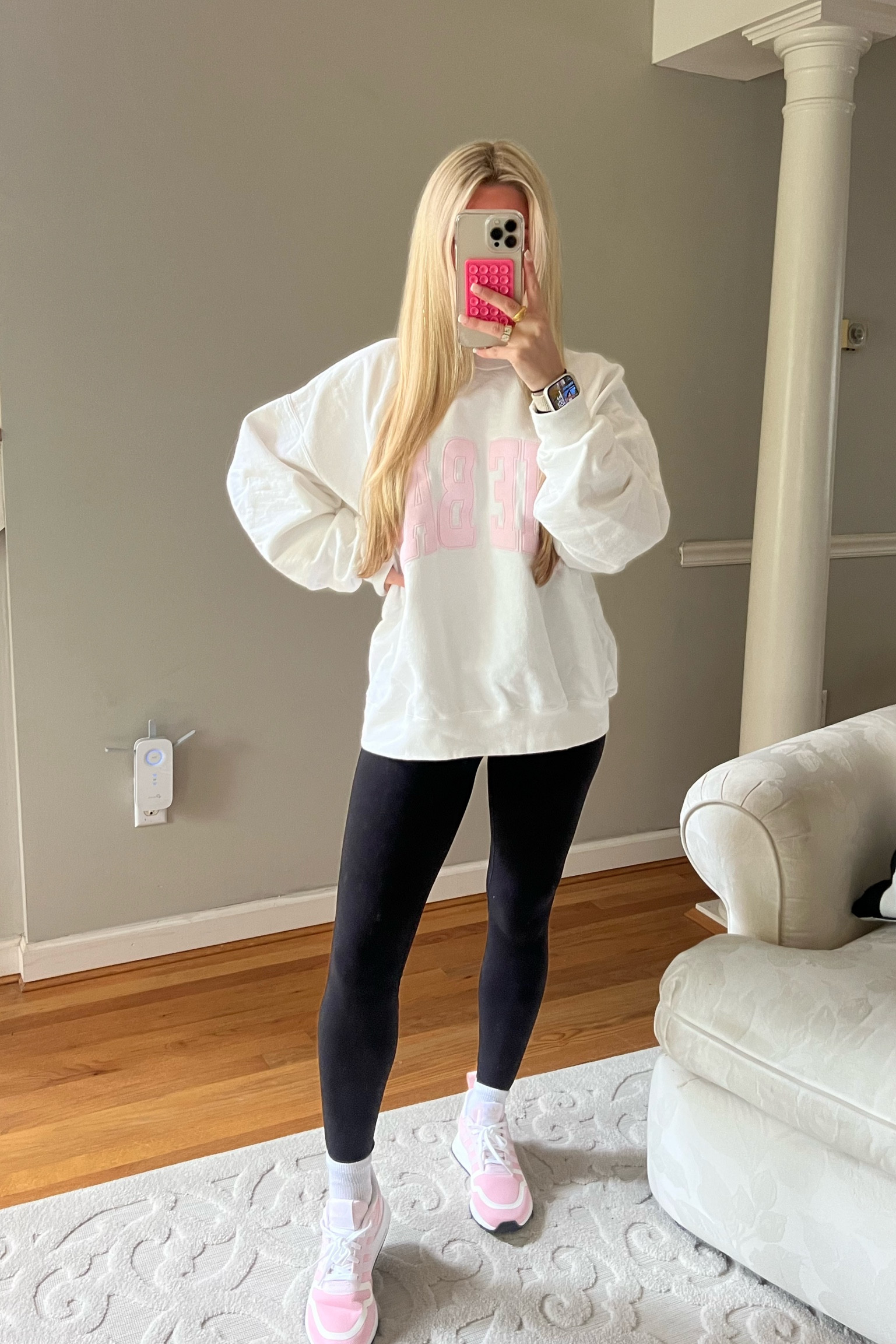 The Bar sweatshirt restock! 🤍🩷 
wearing a size large! 


#LTKFind #LTKunder100 #LTKstyletip