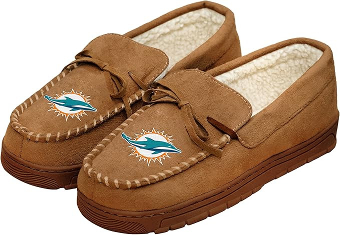 FOCO Men's NFL Team Logo Moccasin Slippers | Amazon (US)