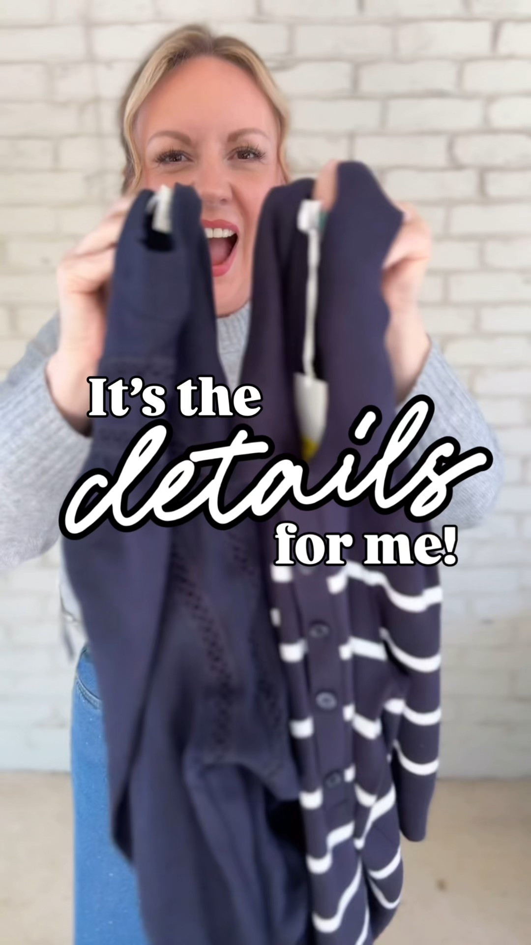 Medium tops; 6 jeans

#LTKootd #LTKSeasonal #LTKOver40