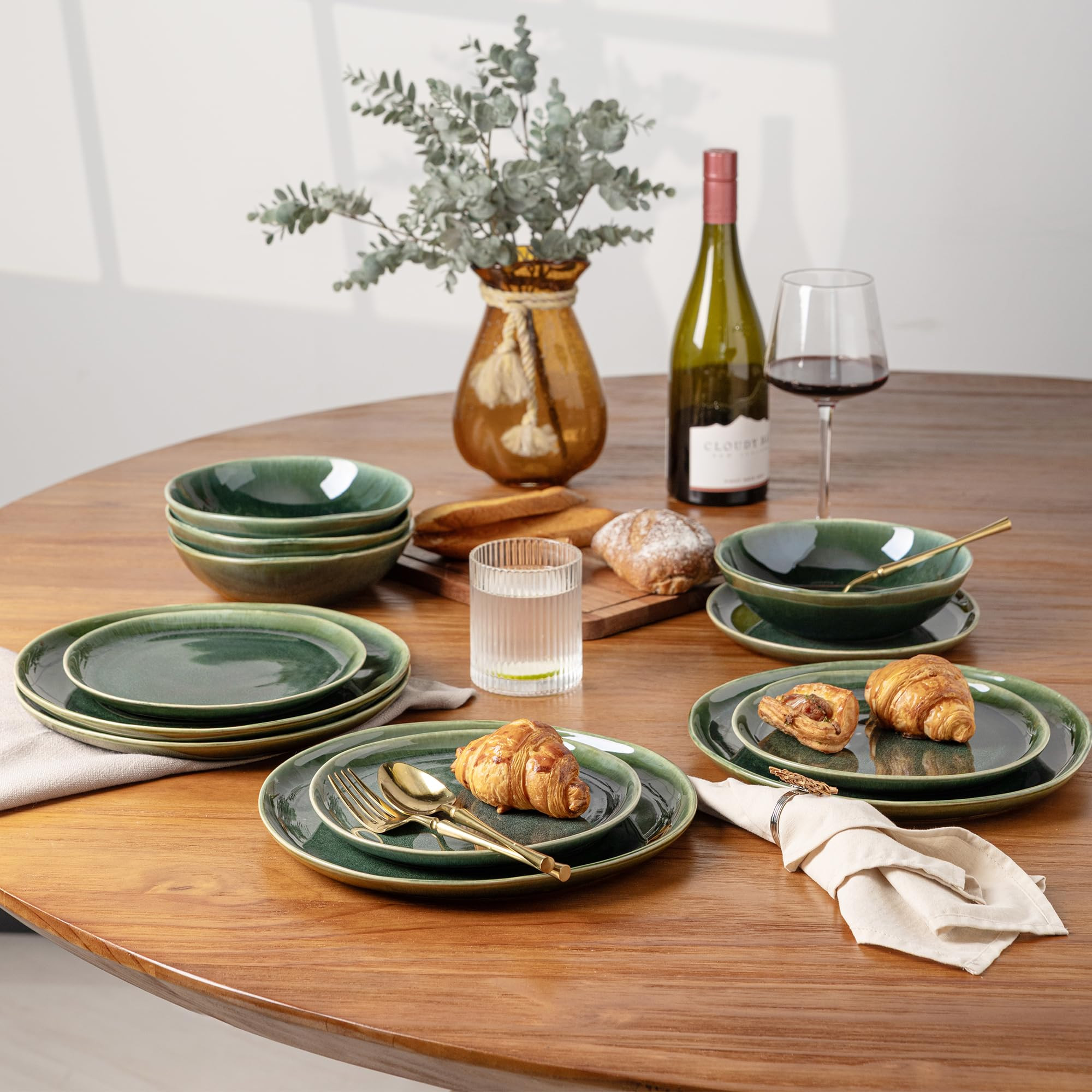 AmorArc Ceramic Dinnerware Sets,Handmade Reactive Glaze Stoneware Plates and Bowls Set,Highly Chi... | Amazon (US)