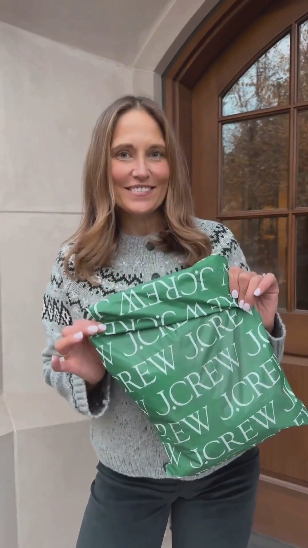 Must-have pants from J.Crew! These stunning J.Crew pants have been a best seller for a few weeks now and for good reason! They are the perfect addition to your winter wardrobe! 

#LTKSeasonal #LTKMidsize #LTKOver40