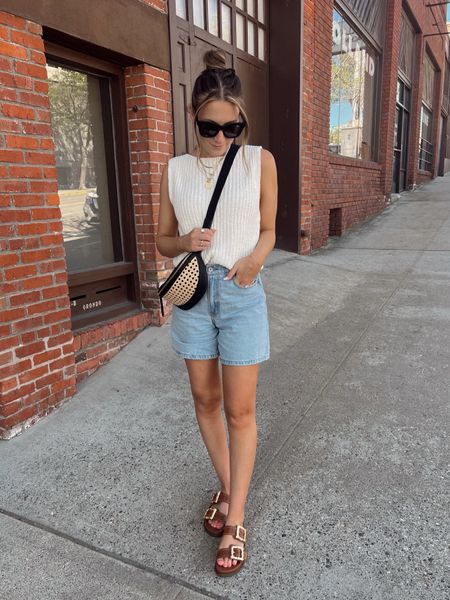 Casual weekend OOTD✨ 

Abercrombie style | weekend outfit | abercrombie shorts | outfit on sale | summer style | casual outfit 



#LTKStyleTip #LTKFindsUnder100 #LTKSeasonal