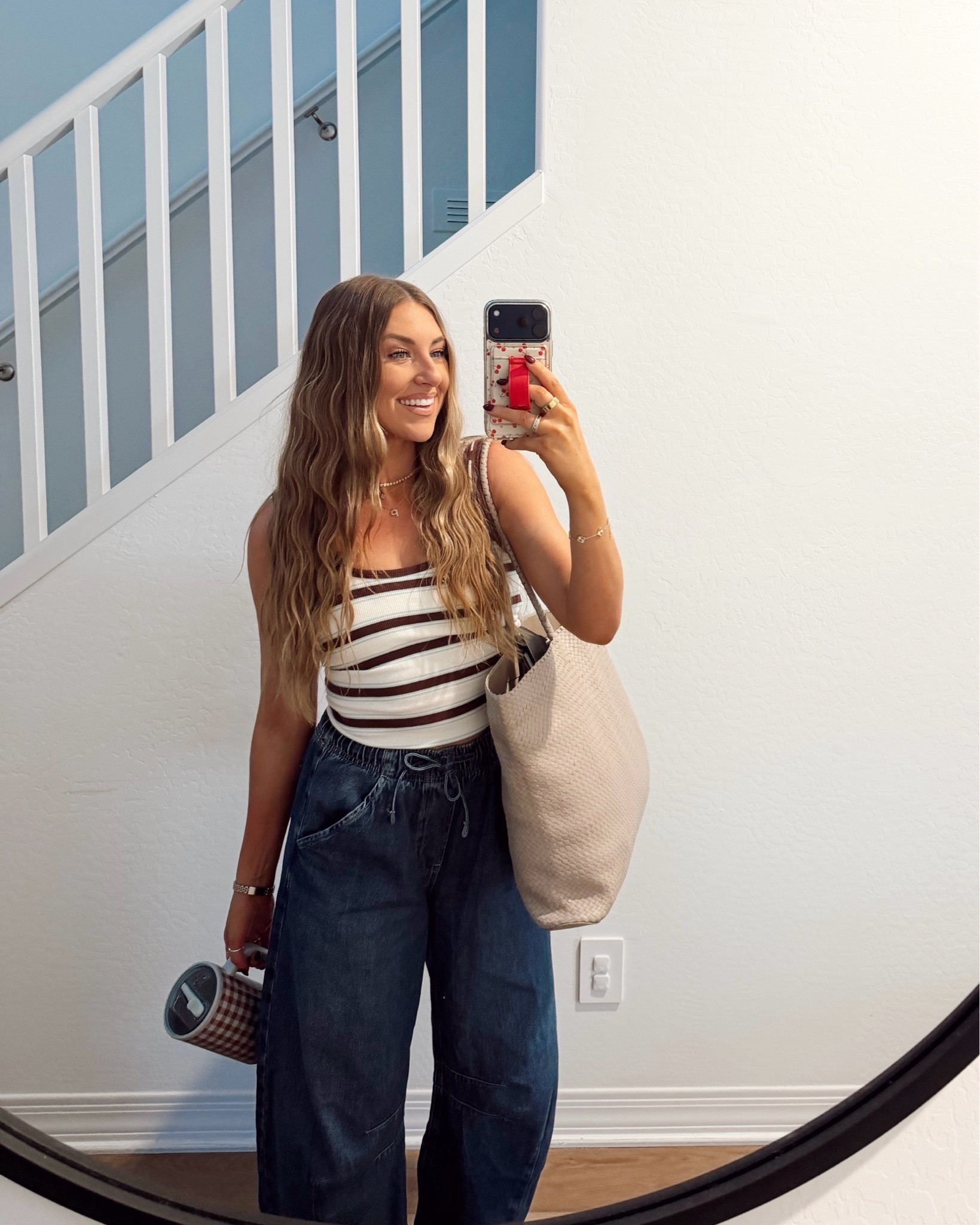 Cute & comfy outfit! Love these pull-on barrel jeans! Wearing a small