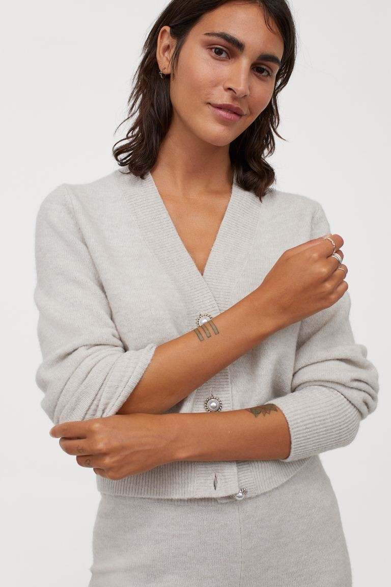 Knitted cardigan | H&M (UK, MY, IN, SG, PH, TW, HK)