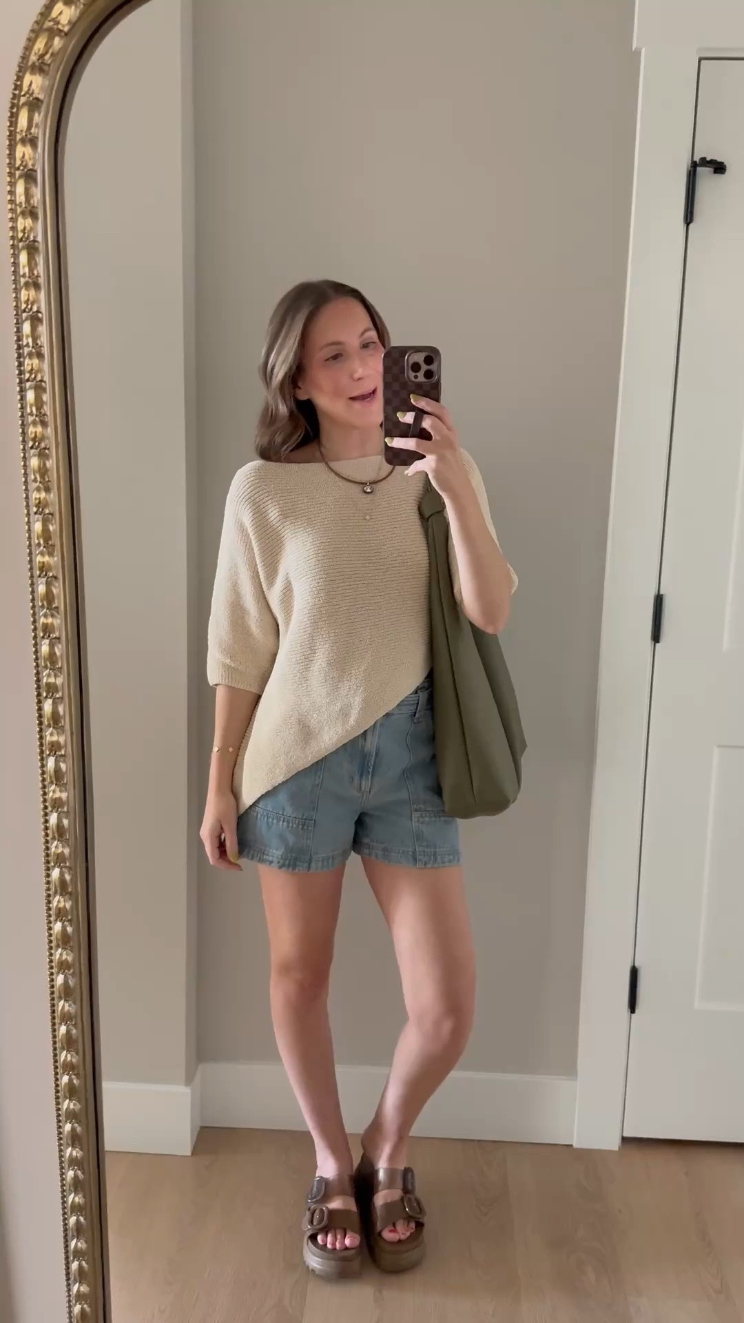 Warm weather fall outfit! Wearing size 25 shorts and a small top

#LTKootd