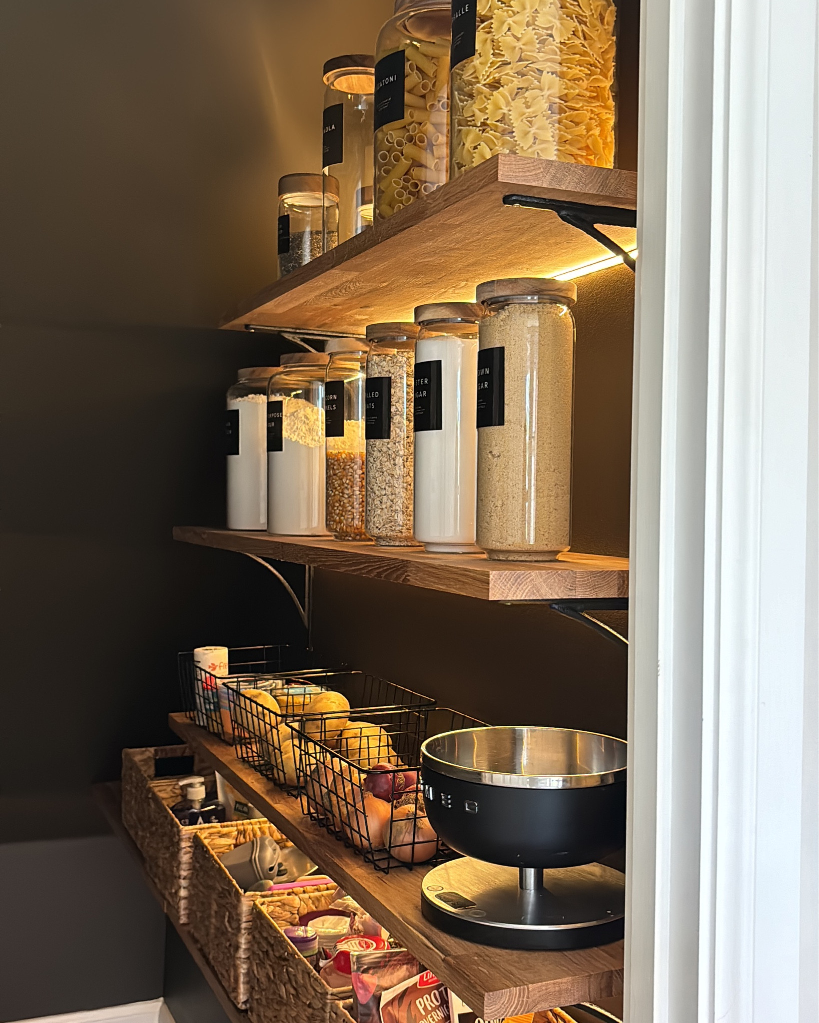 WHAT WE USED TO CREATE MY DREAM PANTRY 🥹🤎🧺🫙

home decor
Uk home projects
DIY projects
Home organisation 
Home improvements
Aesthetic home
Pinterest home
Organising 
Organised home 
Amazon home finds
Amazon home

#LTKhome #LTKautumn #LTKfamily