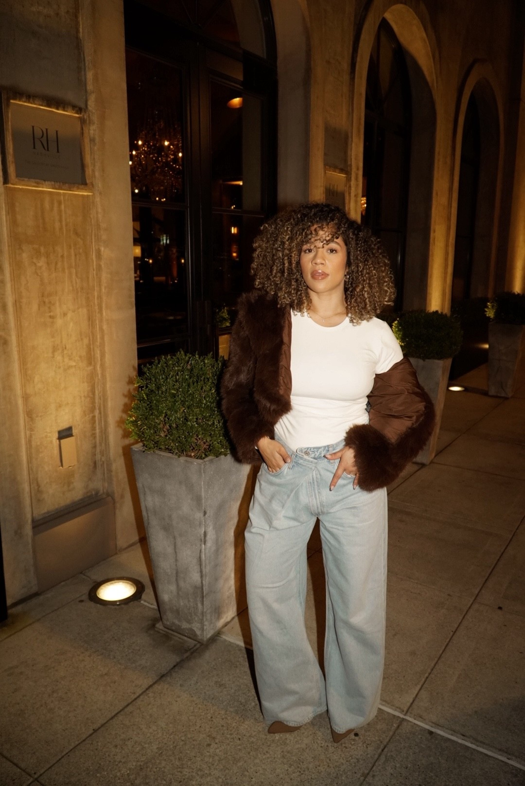 The perfect winter date night outfit for any size! 

#LTKmomlife #LTKHoliday #LTKSeasonal