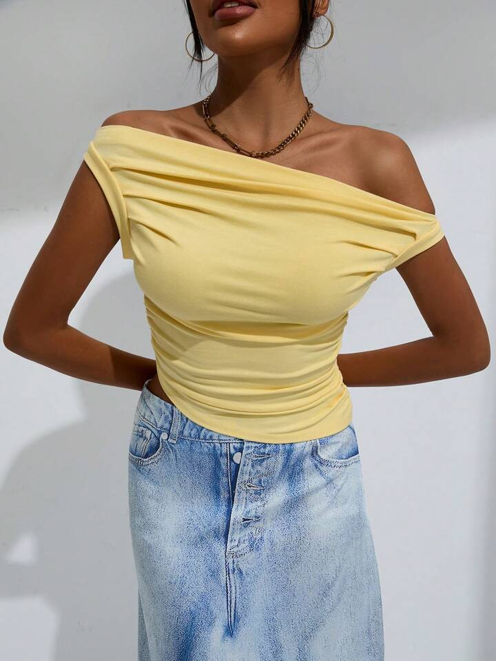 SHEIN Privé Asymmetrical Neck Ruched Top | SHEIN