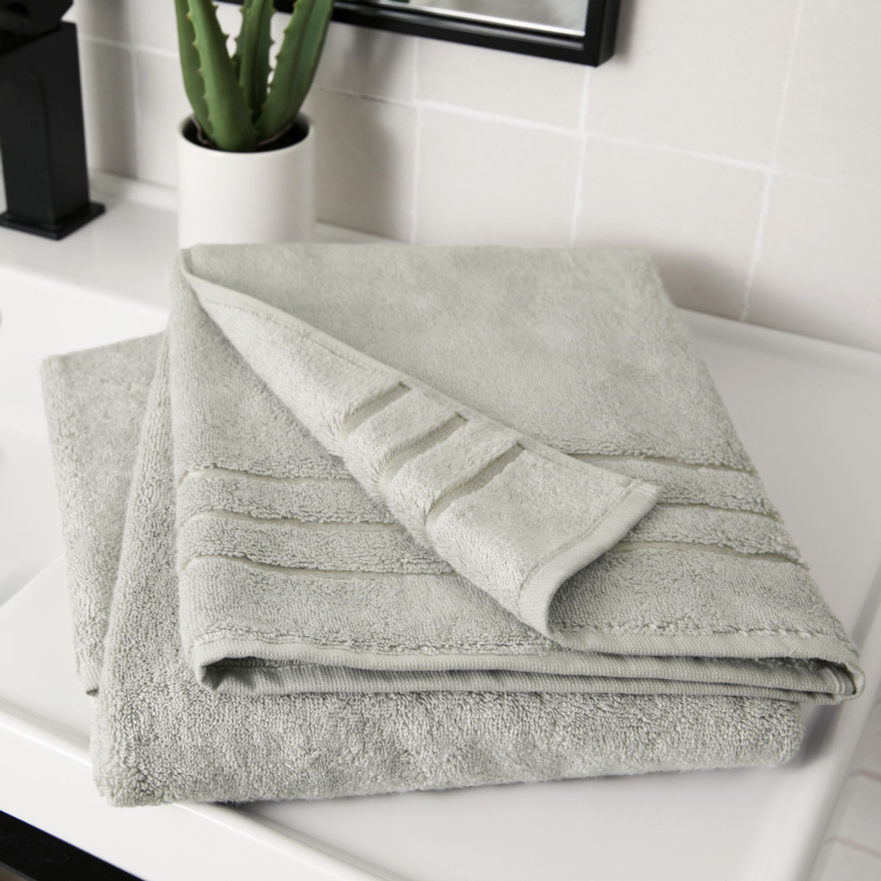 Bamboo Bath Towel | Cariloha