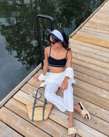 Roadtrip #ootd #dailyoutfit 

Linen set, sandals, basic black crop, white set, casual summer inspo, casual style, summer outfit, minimal style, summer fashion inspo, lazy day outfit, easy outfit

#LTKstyletip #LTKSeasonal #LTKunder100