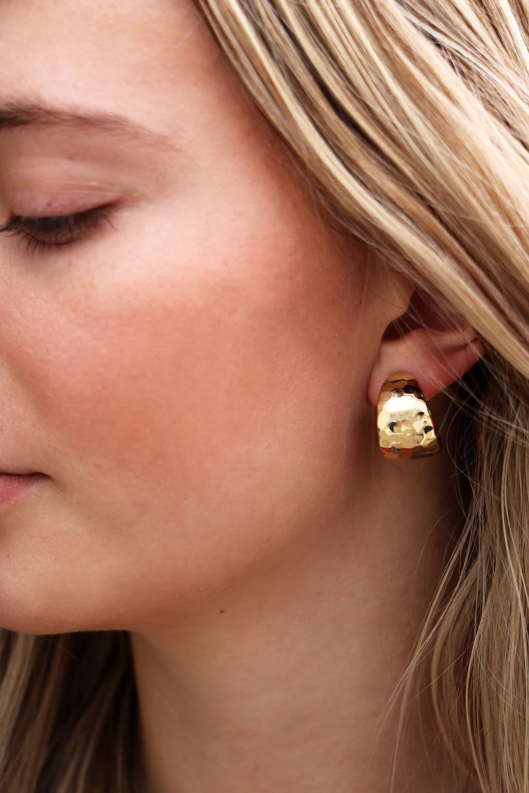 Gold Hoop Earrings Vintage Gold Hoops Textured Hoop Huggie Hoops Statement Earrings Hammered Larg... | Etsy (US)