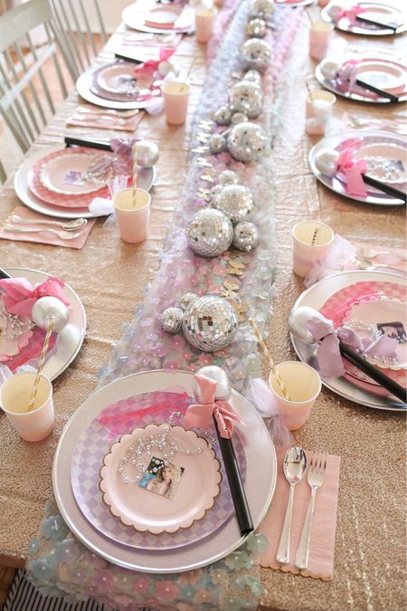Taylor Swift birthday party table ✨✨✨ #birthdayparty #taylorswift 

#LTKkids #LTKparties #LTKhome