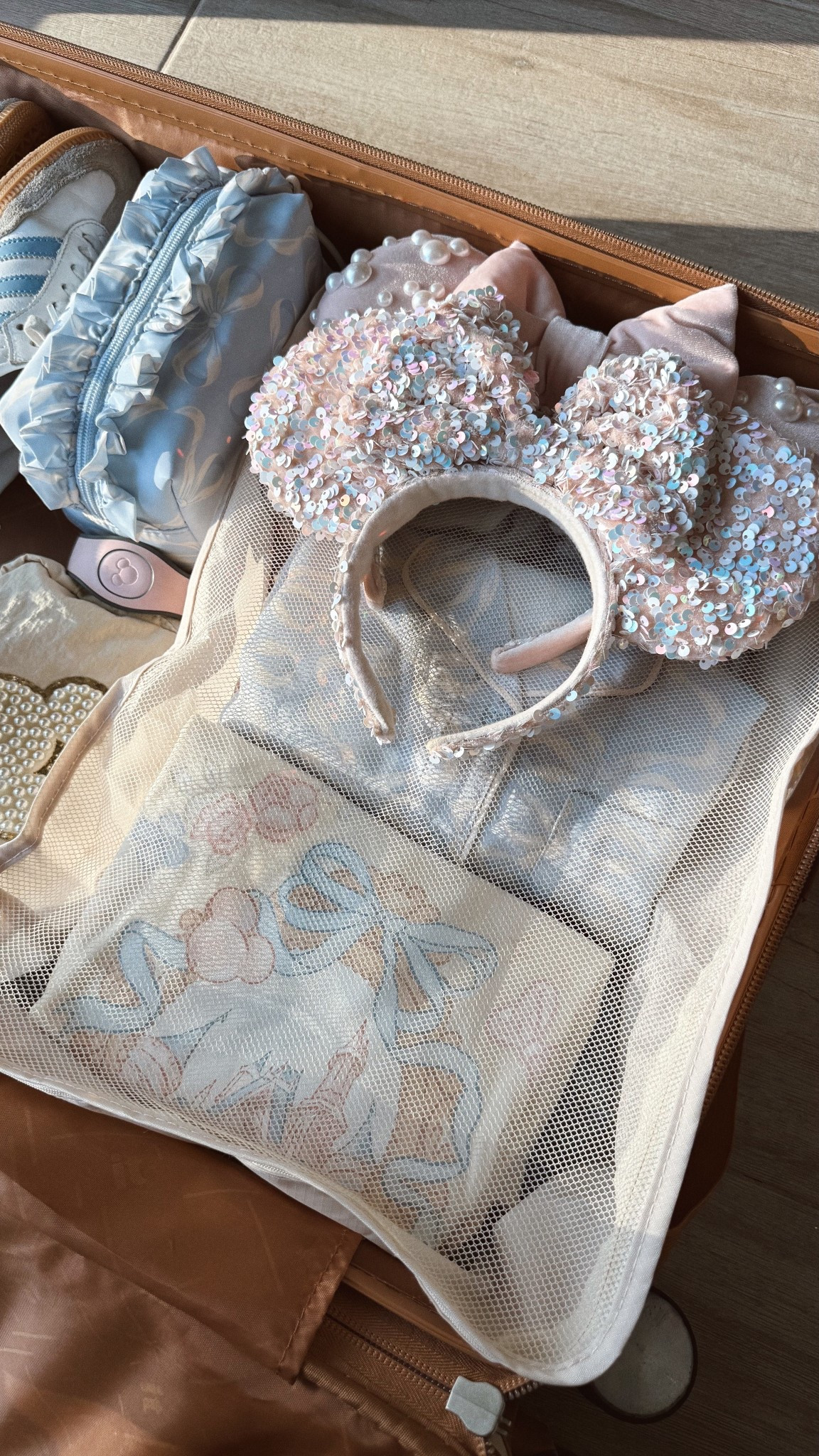 Off to see the mouse 🐭 

#disney #disneyworld #disneyland #disneyshirt #disneyoutfit #disneyears #minnieears 

#LTKSeasonal #LTKFindsUnder50 #LTKFamily