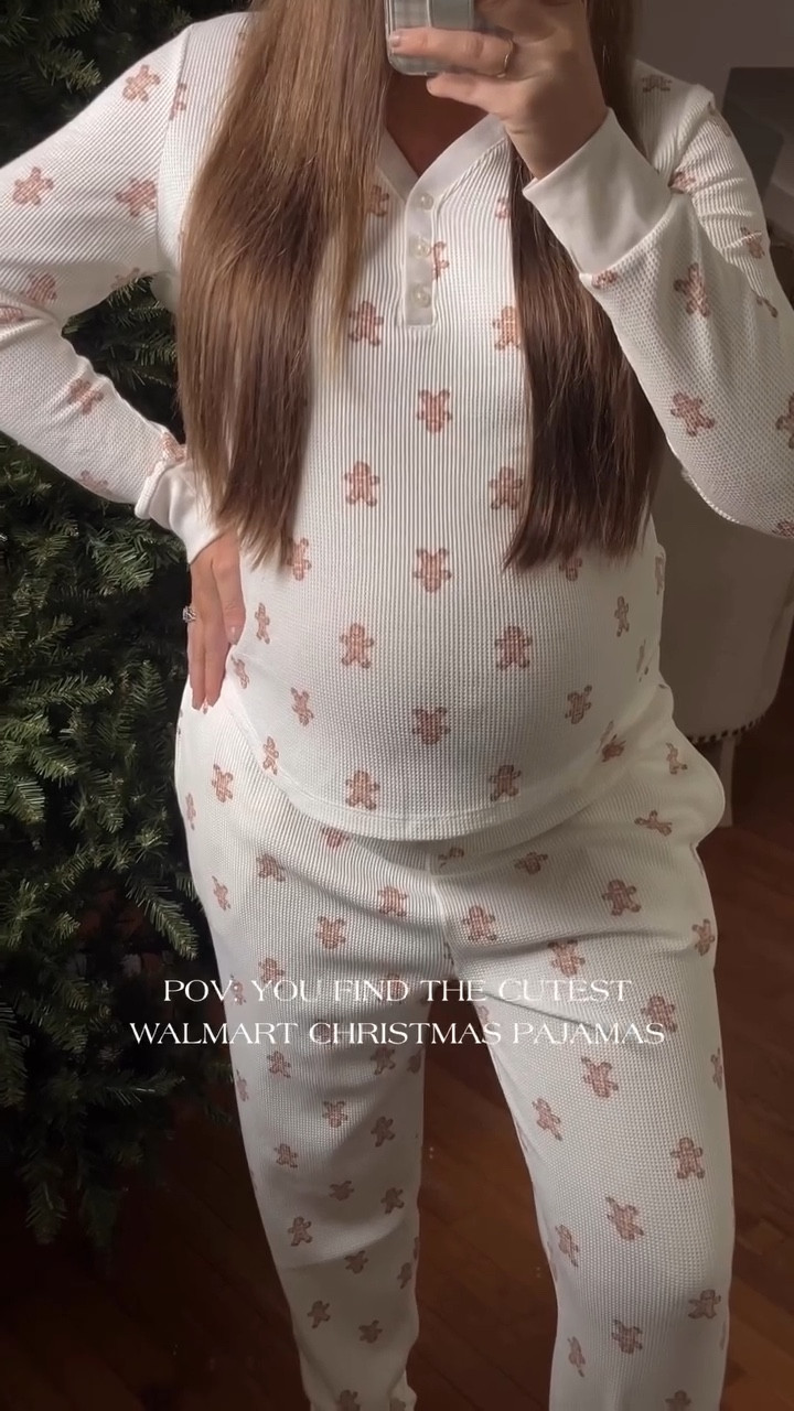 okay these gingerbread pjs from walmart are SO soft 🤎 comment SHOP for direct links 🔗 they come with fuzzy socks too & under $20 🙌🏼🌲 these will sell out FAST!!! 

@walmartstyle #walmartstyle #christmaspajamas #walmartfinds #walmartfind #walmartchristmas #gingerbreadpajamas