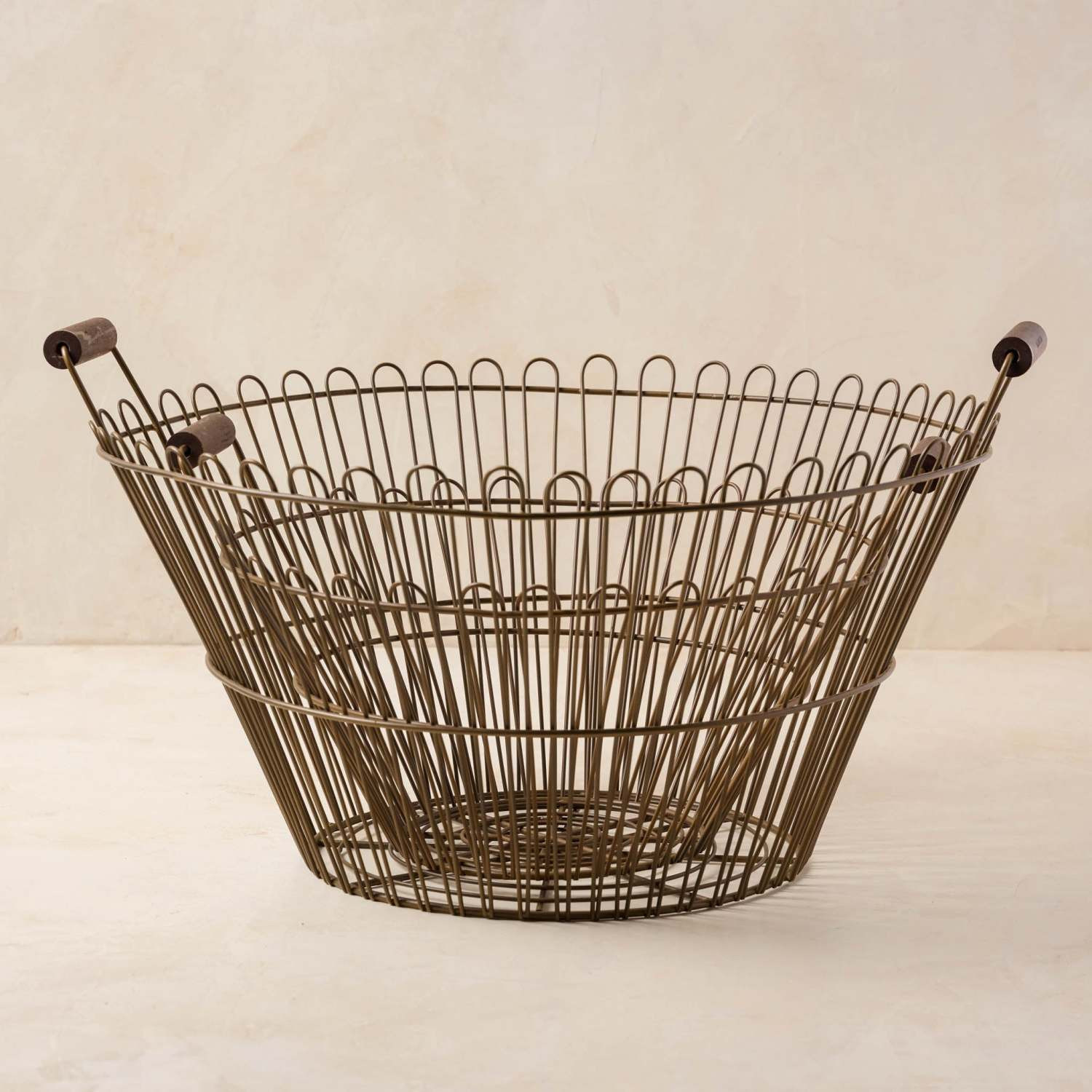 Vintage Inspired Wire Basket | Magnolia