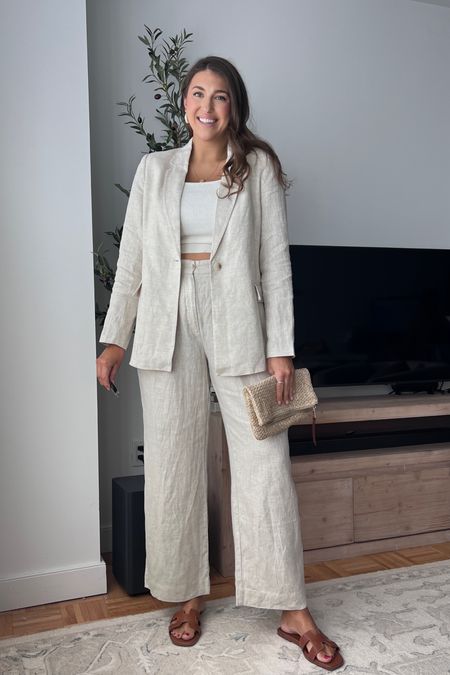 Amazon linen blazer and linen trouser 100% linen pieces with great quality. Wearing size XL in both 


Amazon fashion | amazon midsize | amazon womens fashion | amazon spring fashion | amazon outfit | amazon blazer 

#LTKmidsize #LTKstyletip #LTKfindsunder100