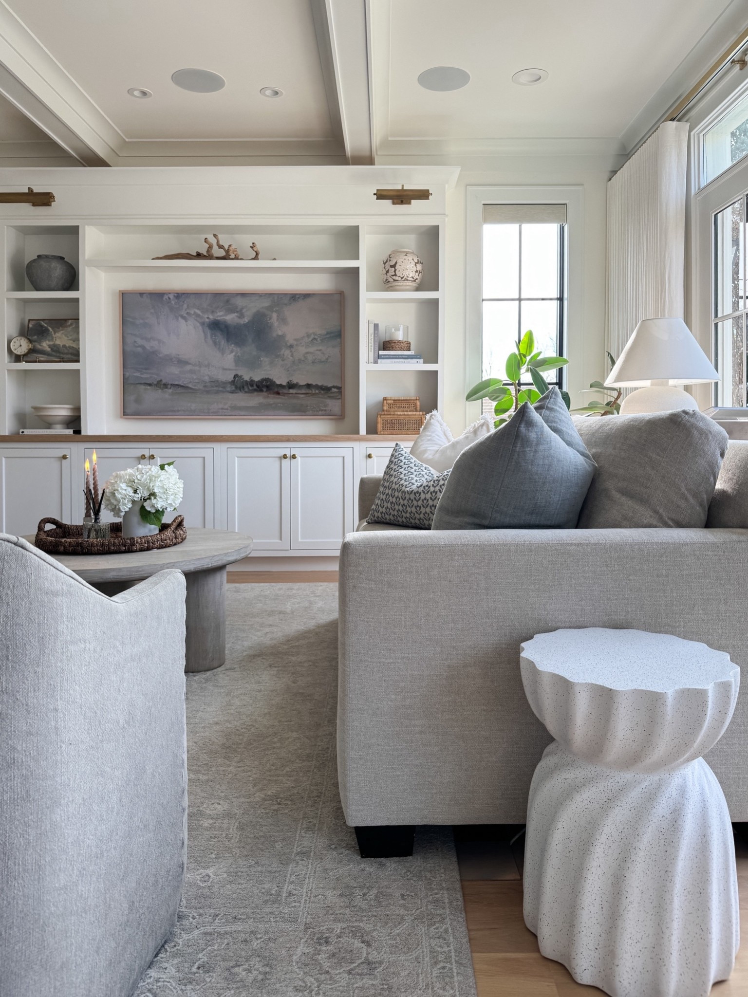 Modern coastal living room design. Entertainment center. Shelf decor 

#LTKHome