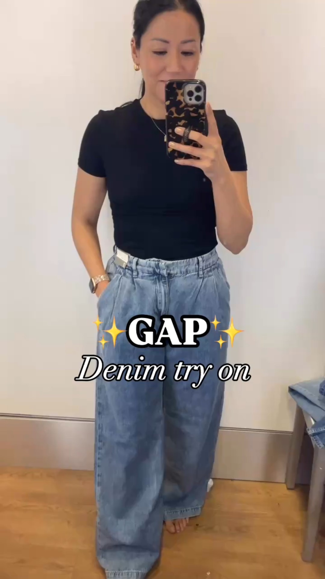 Size small black tee
Size 2 light wash denim trousers
Size 0 dark wash denim trousers
Size 26 high rise horseshoe jeans
Size 26 midrise baggy
Size 26 high rise stride jeans
Size 27 barrel leg stride jeans
Size 26 high rise stride wide leg ankle jeans
Size XXS light wash high rise horseshoe jeans
Size XS dark wash high rise horseshoe jeans 
Size XS denim vest
Size 26 high rise stride ankle jeans (prefer 27)
Size XS denim shirt 
