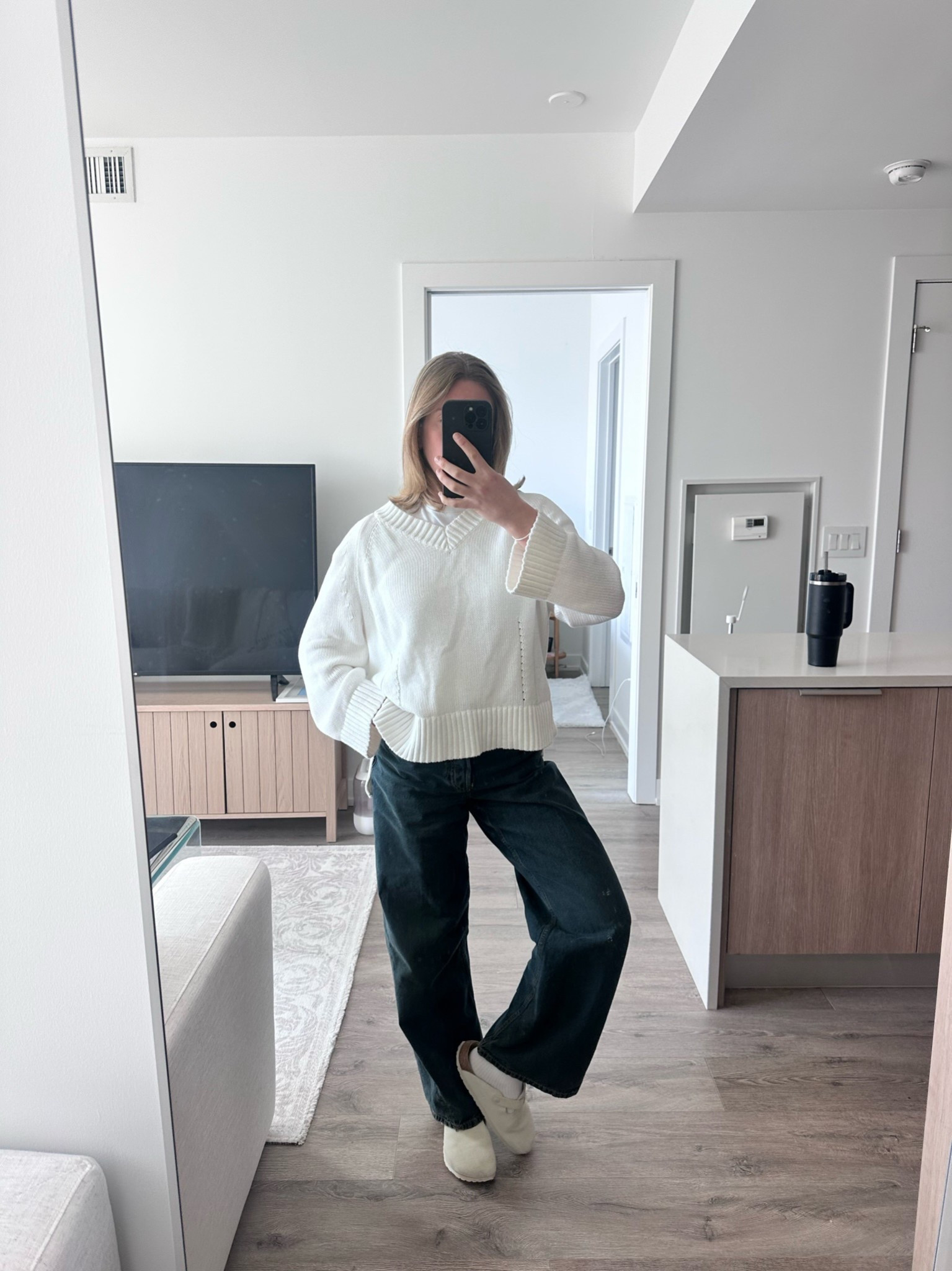 Productivity starts with the right outfit — today’s WFH look! #COS #JCrew #Reformation #OOTD #OutfitOfTheDay #WFHOutfit #WFH #ProductiveOutfit #BreakYourBudget

#LTKSeasonal #LTKStyleTip