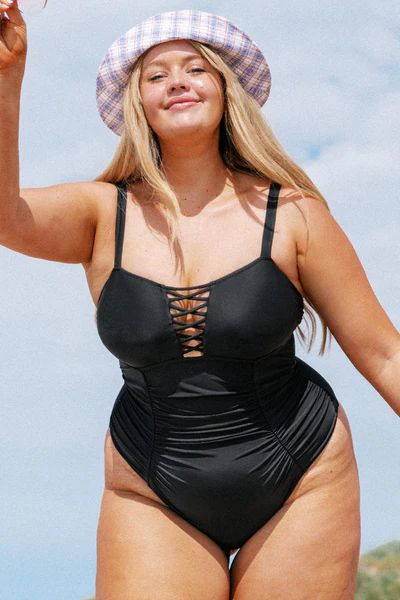 Caitlin Strappy Ruched Plus Size One Piece Swimsuit | Cupshe