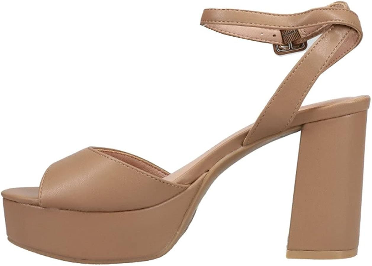 Chinese Laundry Women's Theresa Patent Heeled Sandal | Amazon (US)