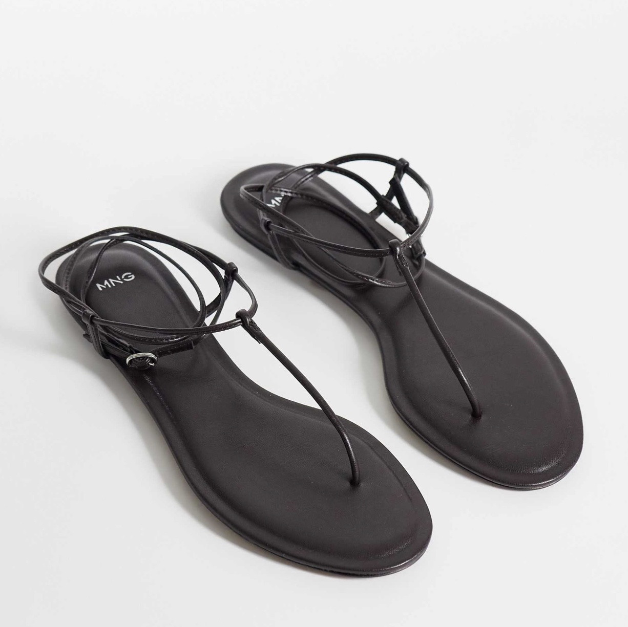 I picked up a couple of pairs of sandals today from @mango I love a barely there sandal and these look like the definition of that. Chocolate brown & Gold.

#LTKuk #LTKsummer #LTKeurope