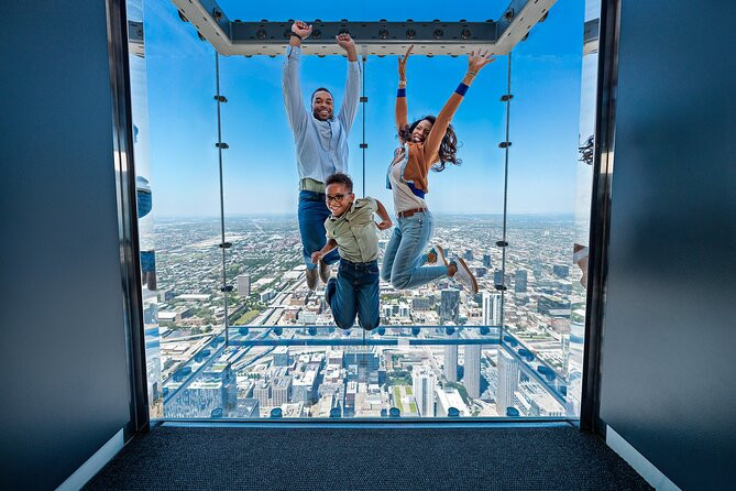 Skydeck - Willis Tower Admission | Viator – A TripAdvisor Company (US)
